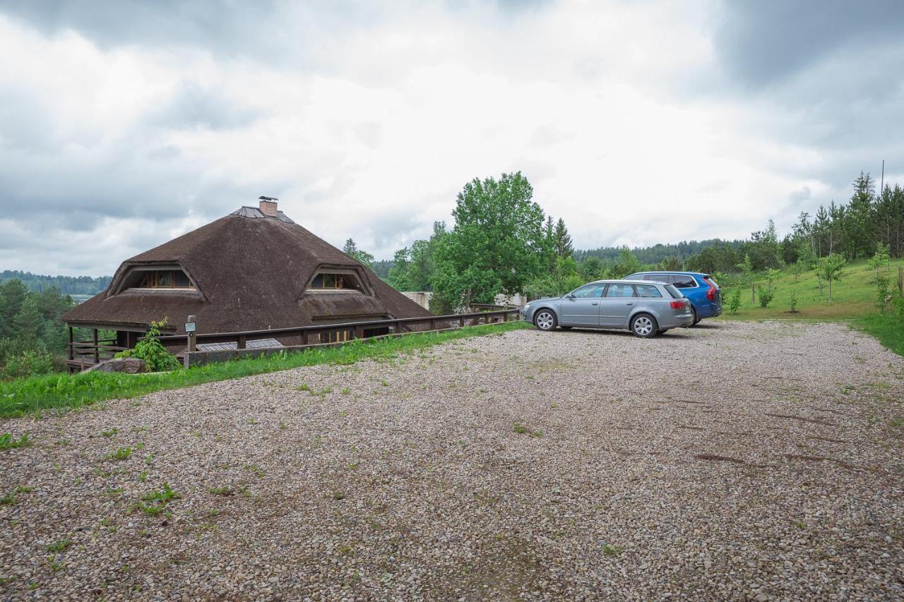 Gasthaus Dzeni Amatciems Exterior foto